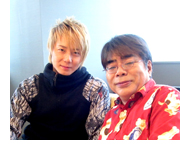 ���q�A��