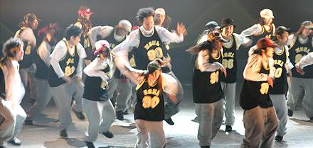 M18 HIP HOP�@�������l�̋��ꏊ�B